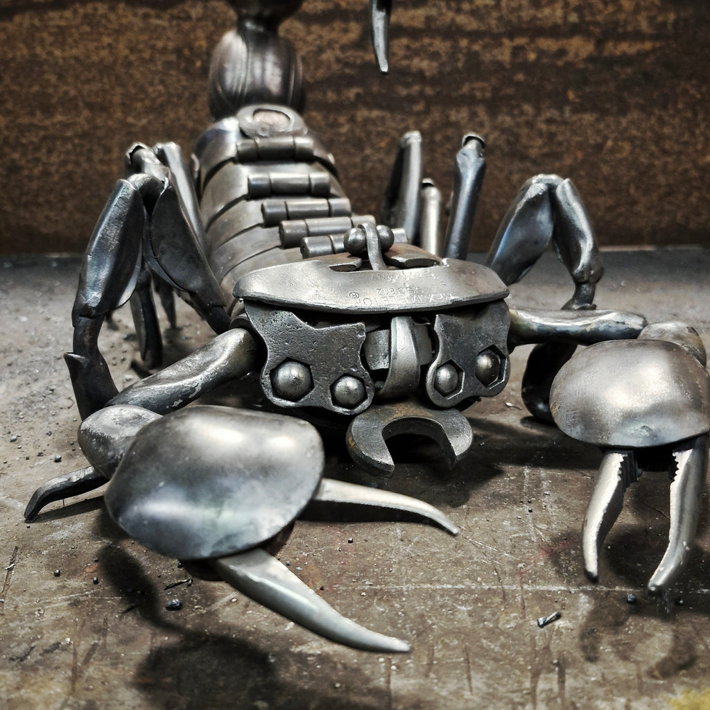 Scorpius (scorpion sculpture)