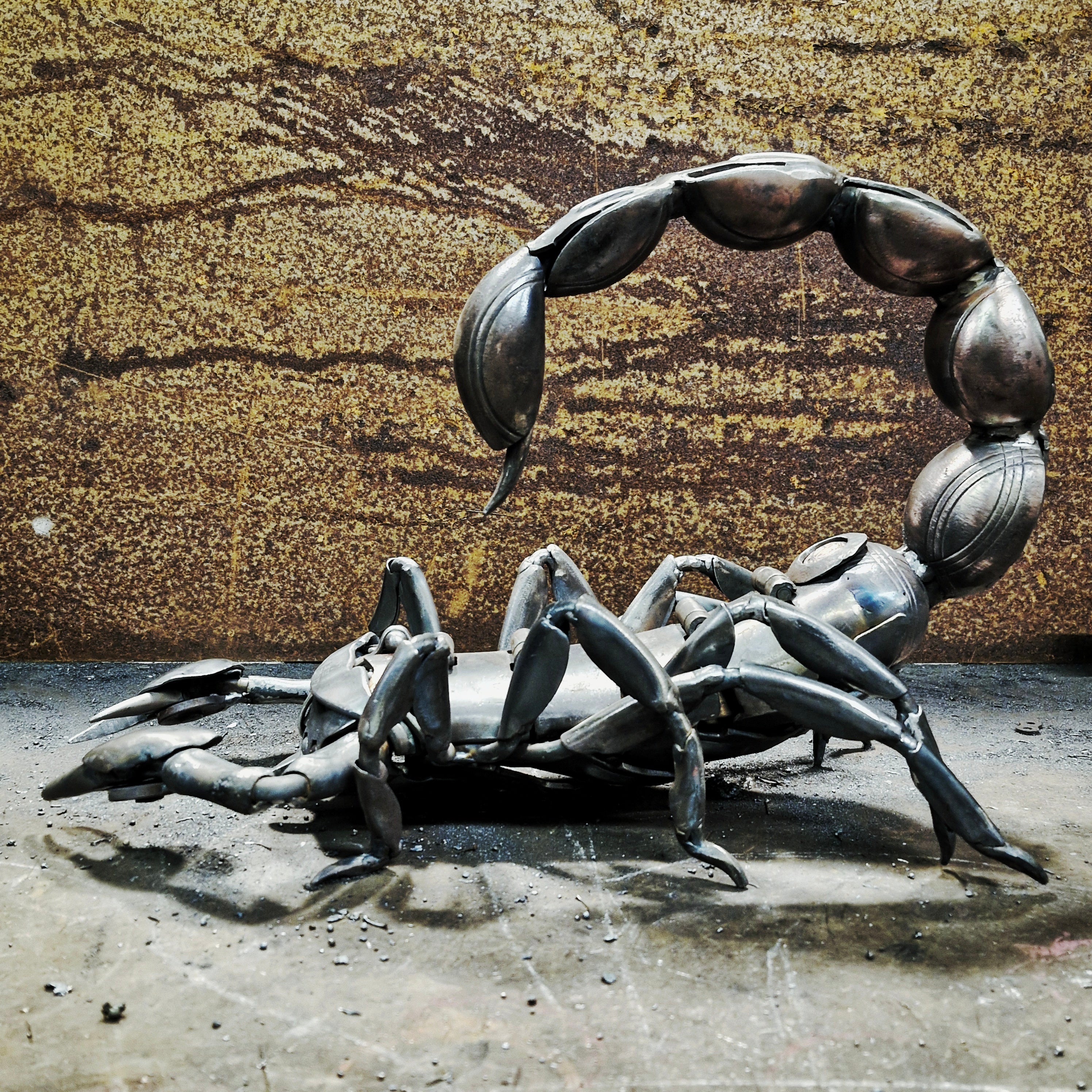 Scorpius (scorpion sculpture)